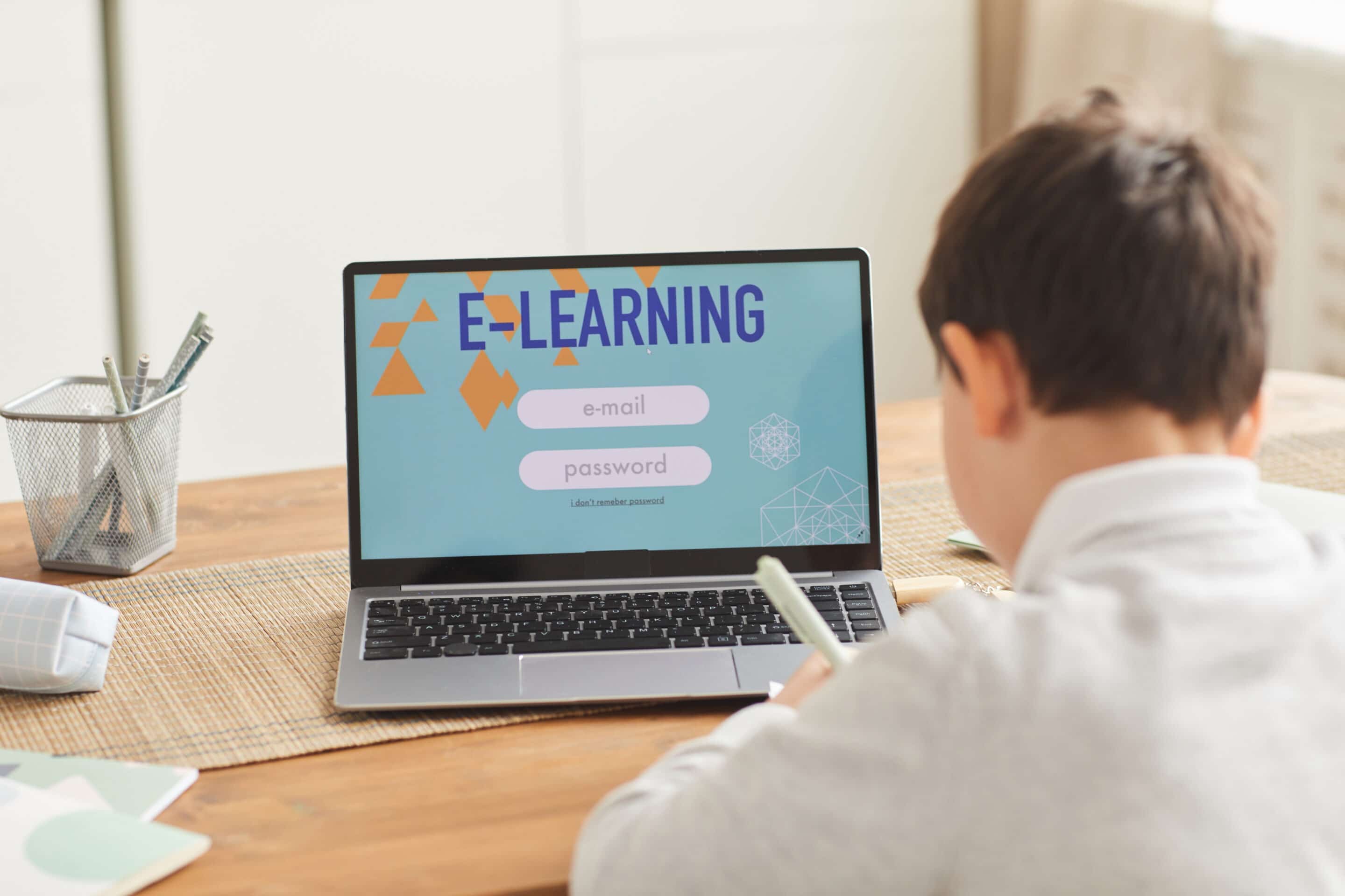 Tout savoir sur l’e-learning  principe, avantage, méthodes pédagogiques